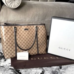 Brand new GUCCI GG CRYSTAL BAG!